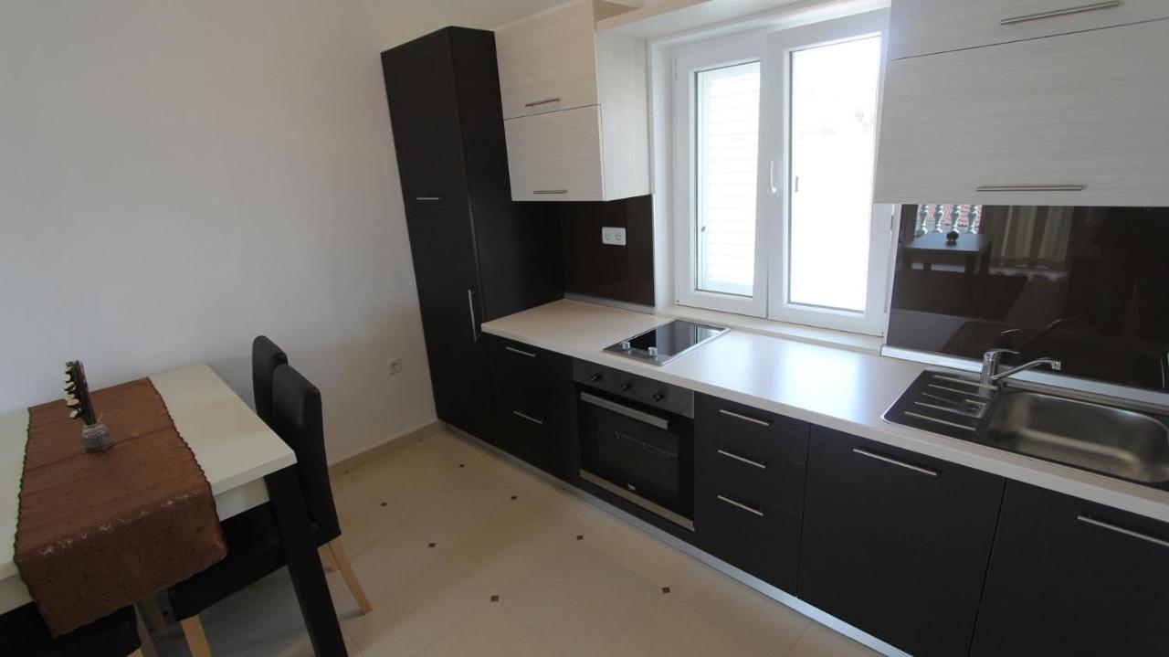 Apartments Jela Sveti Vid-Miholjice Dış mekan fotoğraf